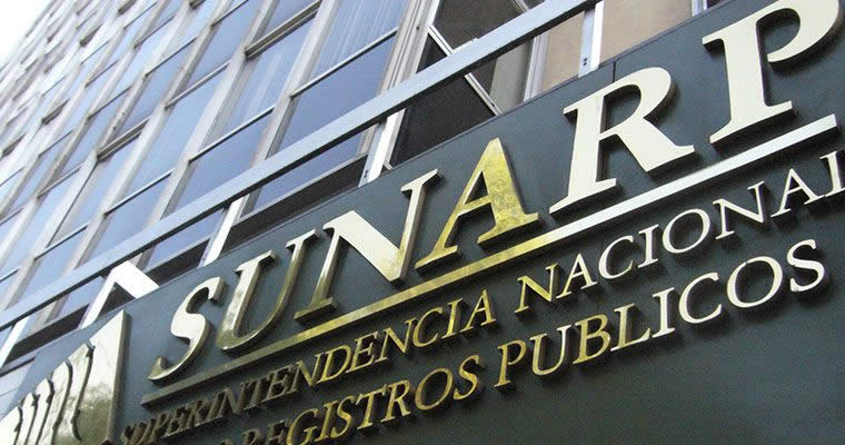 Precedente de Observancia Obligatoria a propósito de la Resolución del Tribunal Registral No. 297-2003-SUNARP-TR-L: ¿una piedra en el zapato de los registradores? Precedente de Observancia Obligatoria a propósito de la Resolución del Tribunal Registral No. 297-2003-SUNARP-TR-L: ¿una piedra en el zapato de los registradores?