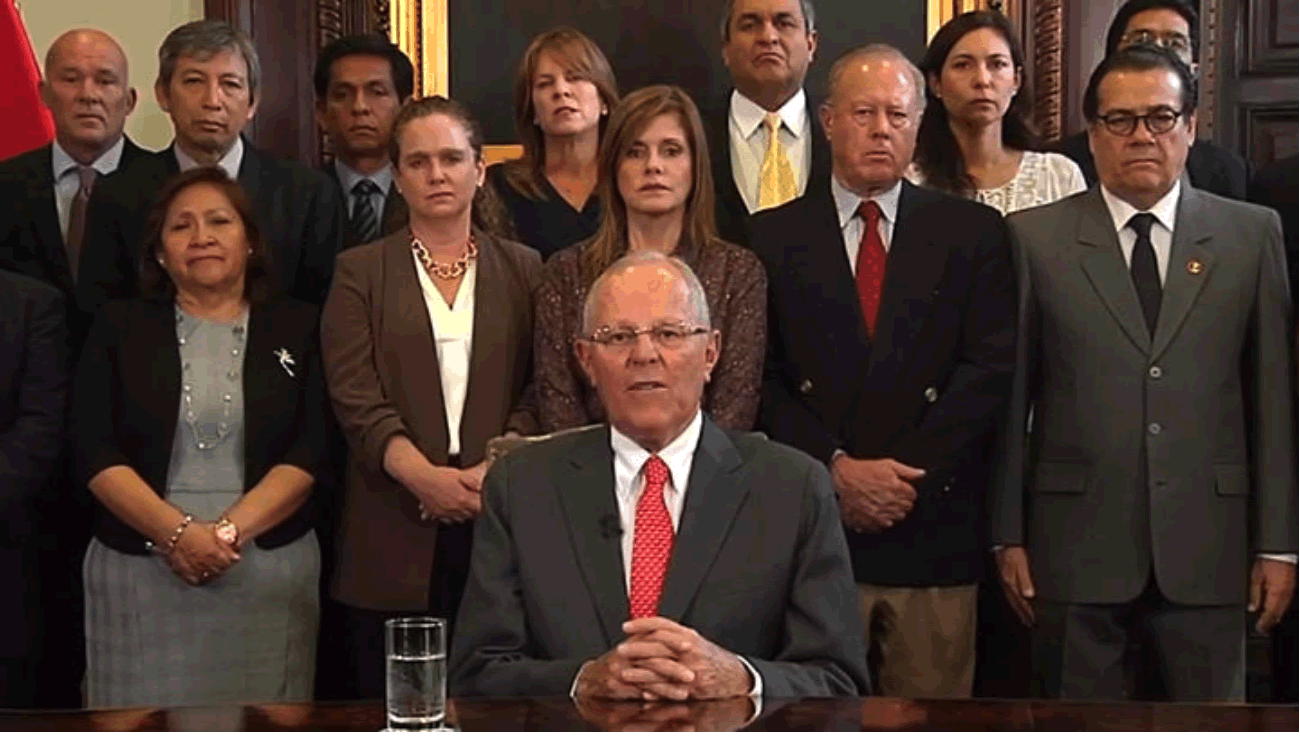 ¿Qué significa la renuncia de PPK en el ámbito político, económico y social?