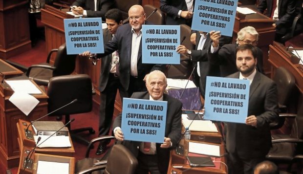 Pleno devuelve a comisiones pedido para que la SBS regule las cooperativas