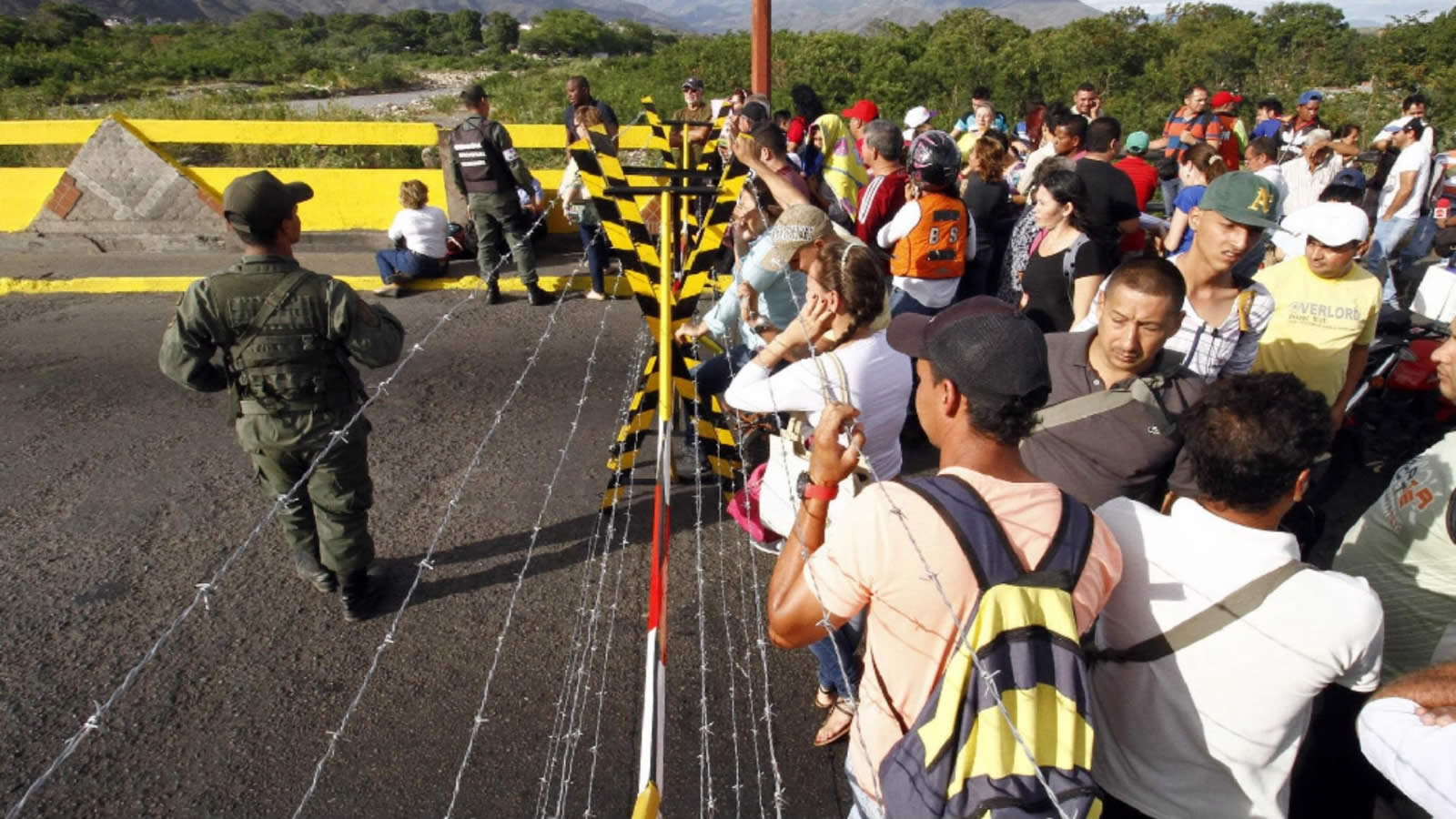 Brasil despliega a sus FF. AA a su frontera con Venezuela