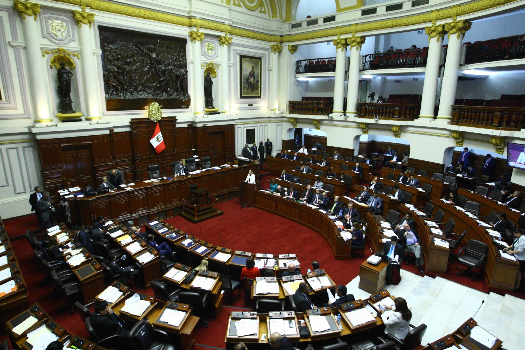 Propuesta de reducción del Presupuesto del Congreso es factible para el año 2019