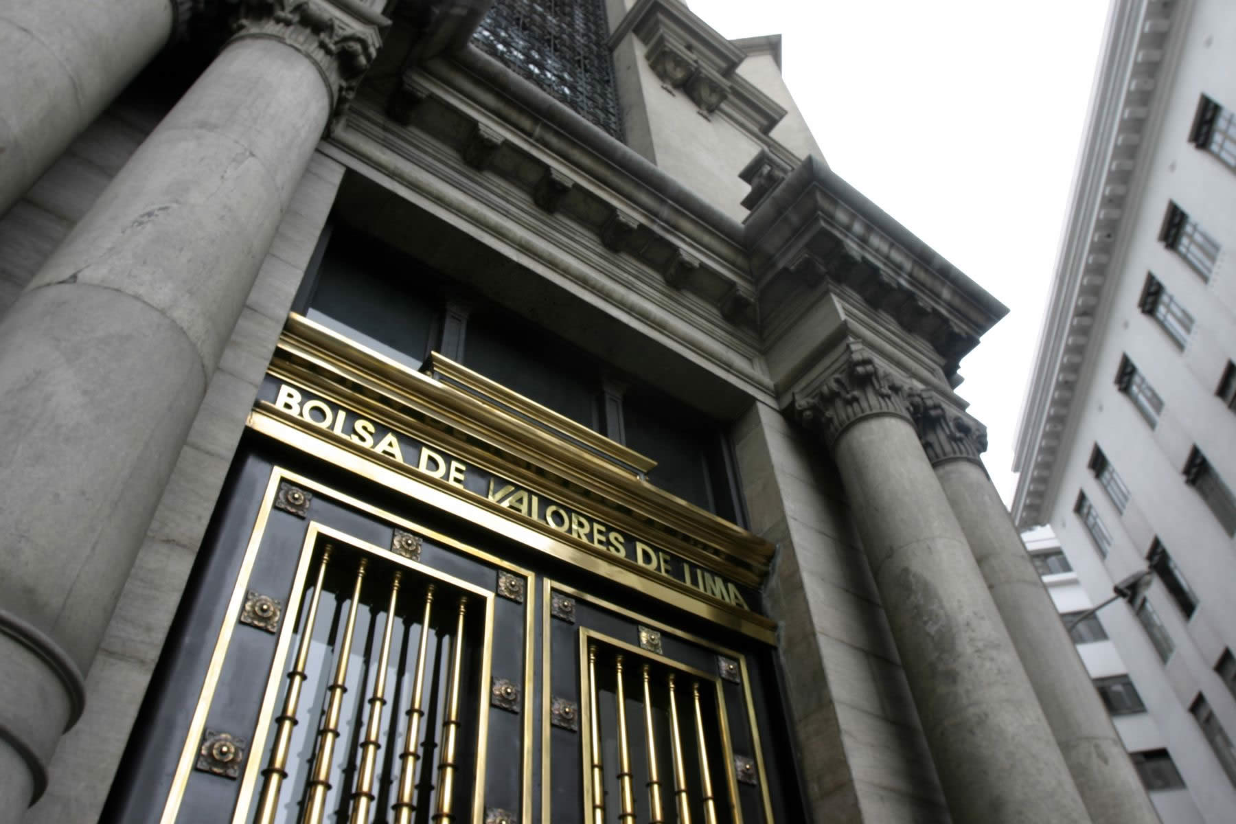 ¿Cuál fue el impacto de la cuestión de confianza en el mercado? ¿Cuál fue el impacto de la cuestión de confianza en el mercado?